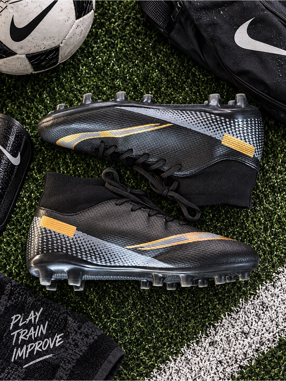 Men’s Soccer Cleats Sz 7-7.5 Black